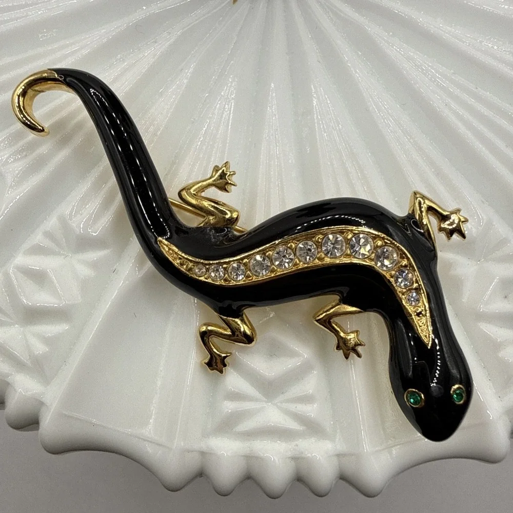 Vintage Brooch Gold Tone & Black Enamel LIZARD Rhinestones Green‎ Eyes Glam Pin